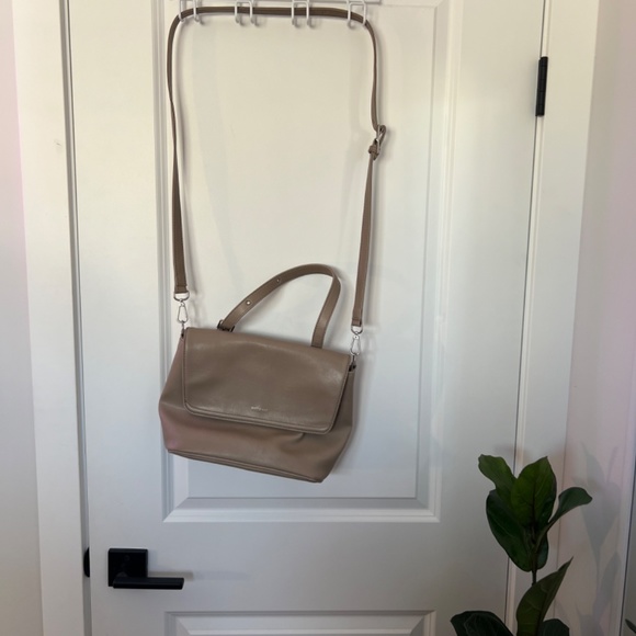 Matt & Nat crossover purse - Picture 2 of 4